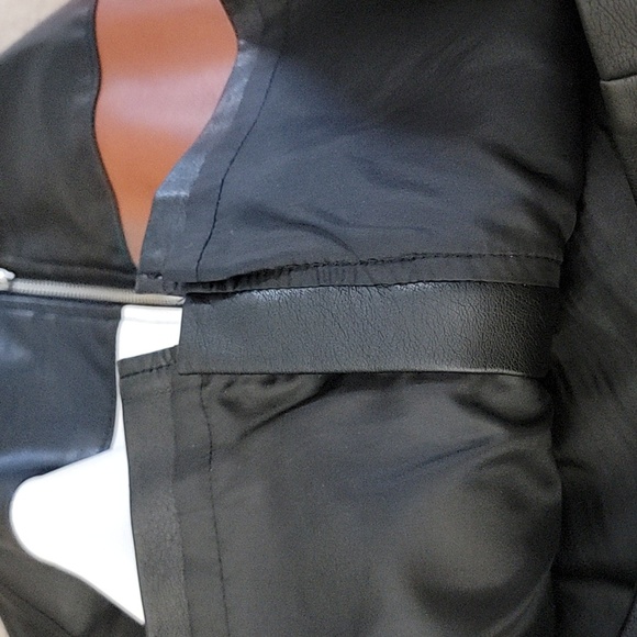 INC International Concepts Faux Leather Skirt - Picture 7 of 7